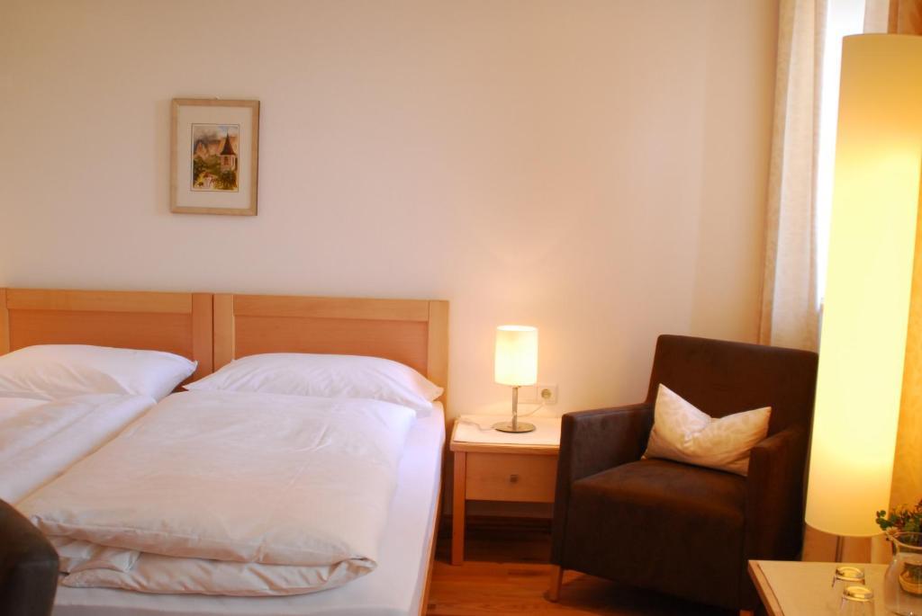 Hotel Dolomiten Klobenstein Zimmer foto